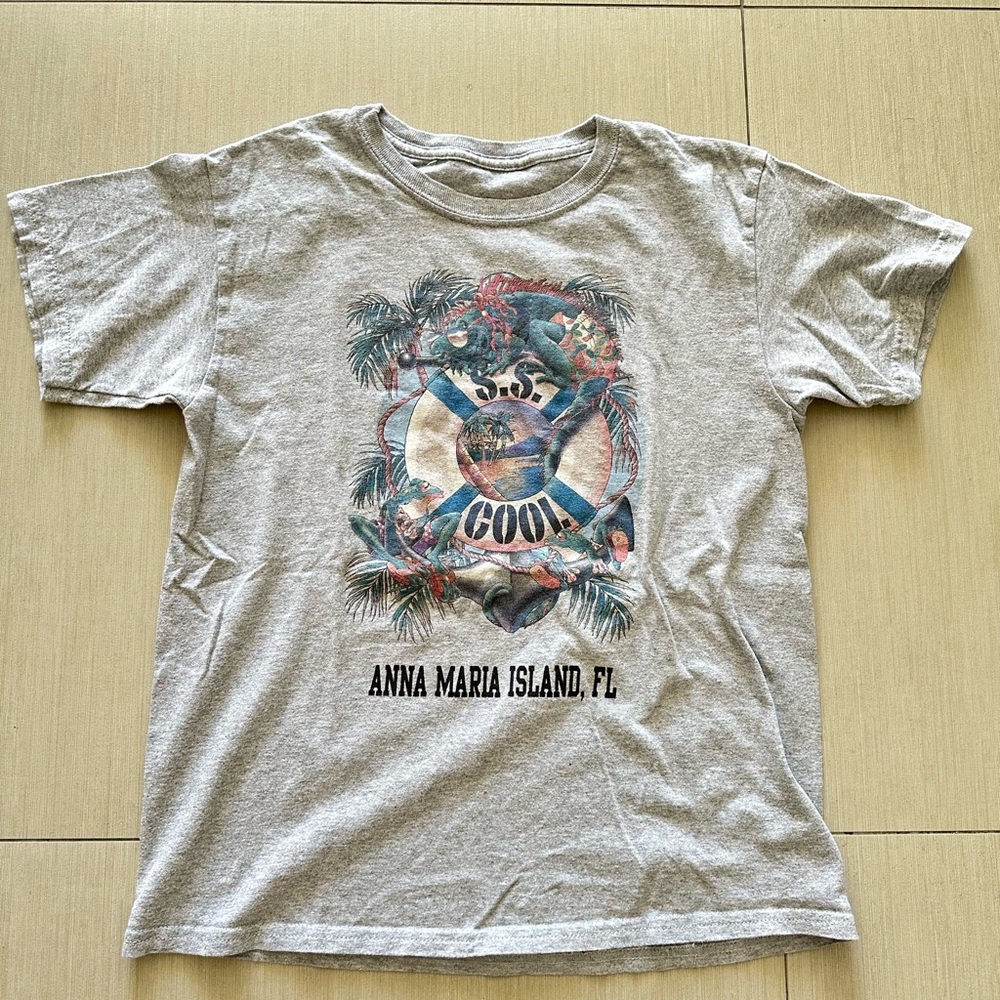 Anna Maria Island Gray Graphic Women's Tee.